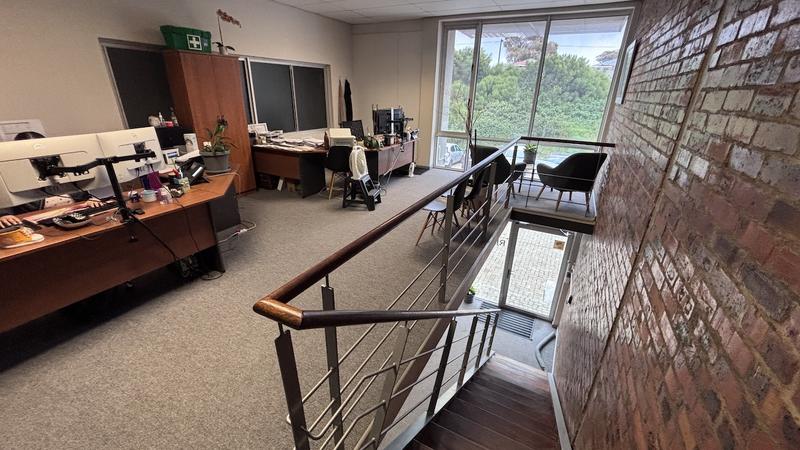 To Let Commercial Property for Rent in Northgate Island Western Cape